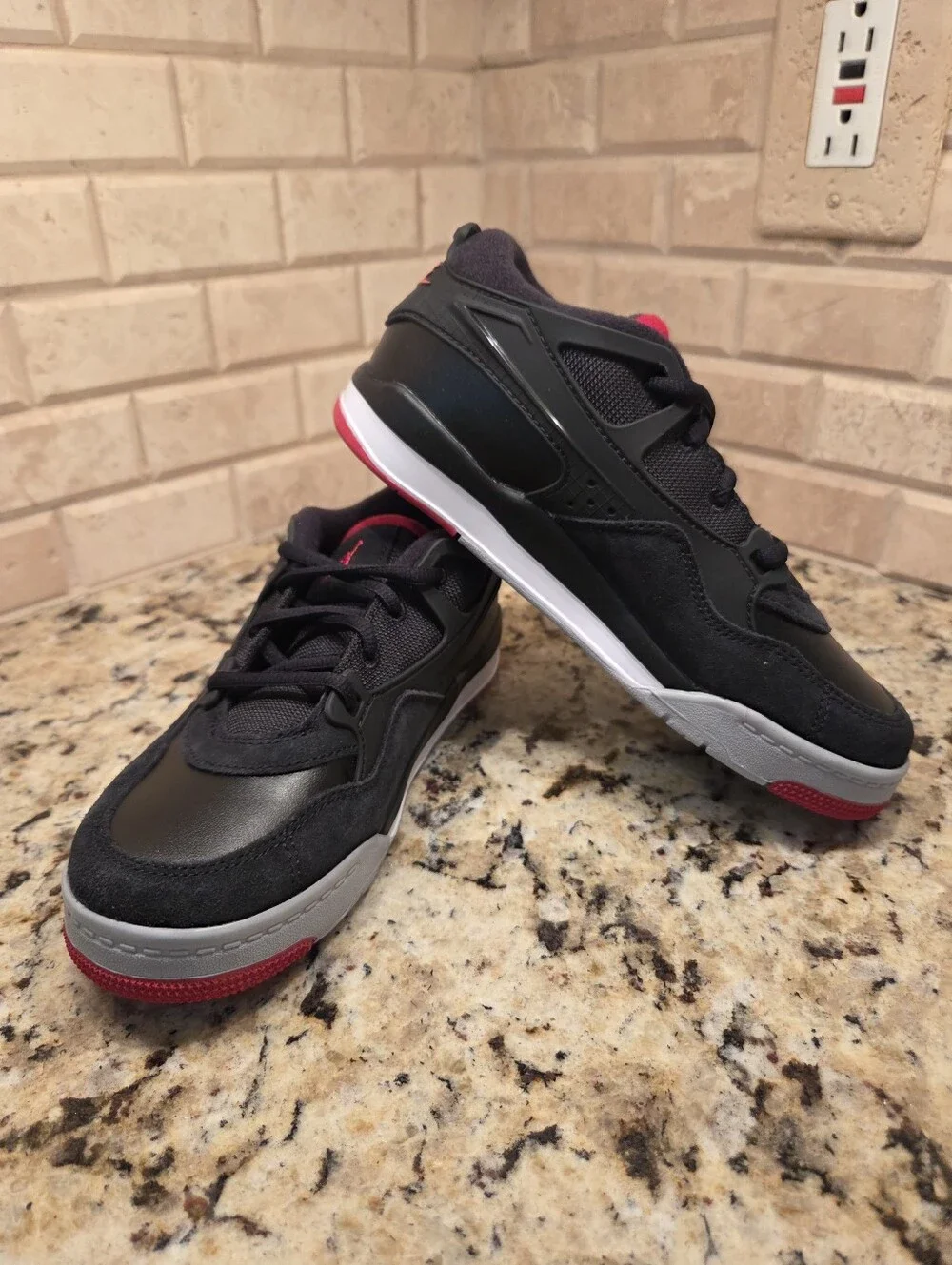 Pre School Jordan 4 RM Size 2Y (FQ7936-061)